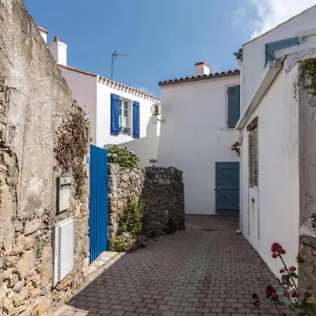 Appartement Les Sables-d'olonne, 2 Pièces, 4 Personnes - Fr-1-325-110